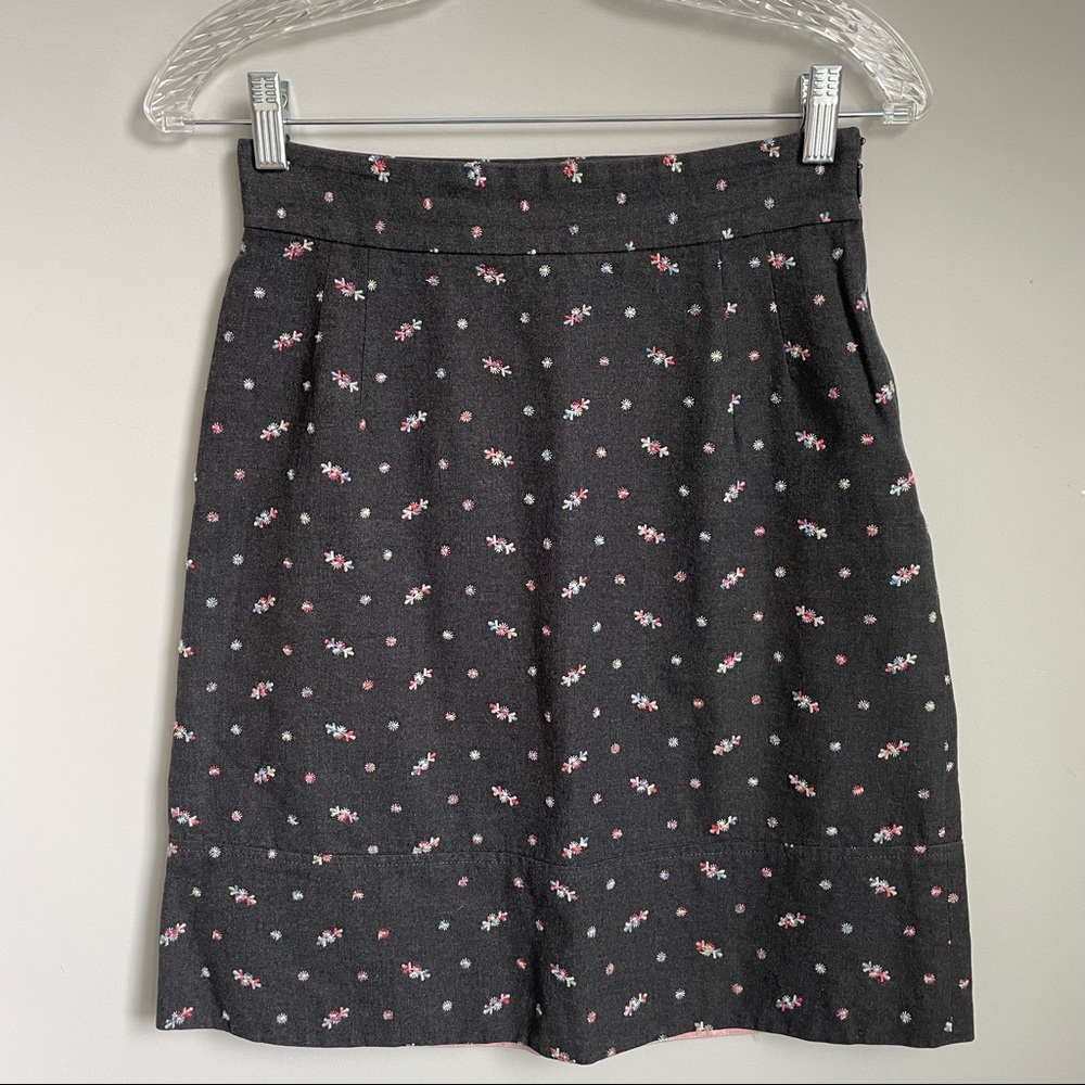 Anthropologie (Odille) grey skirt with pastel embroidered flowers
